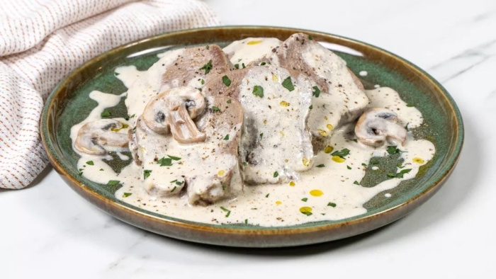 Грибы в сливочном соусе