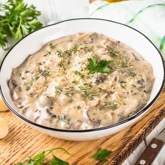 Грибы в сливочном соусе