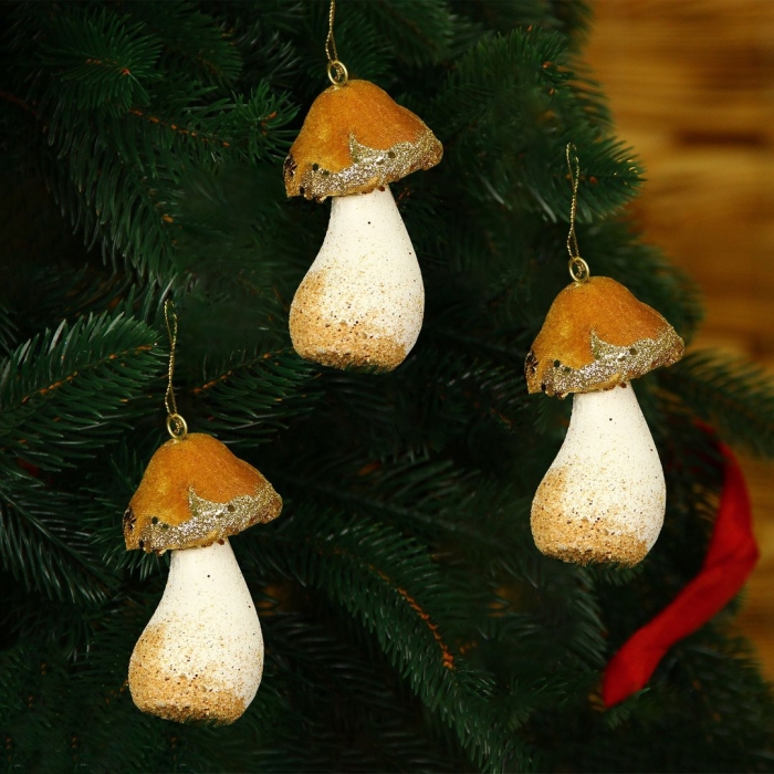 Новогоднее украшение на елку