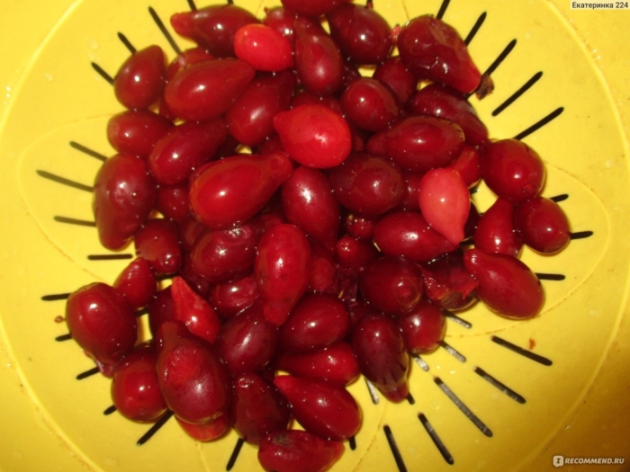 Кизил ягода вкус