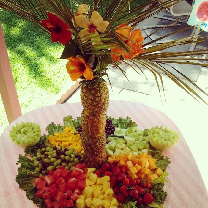 Пальма из фруктов
