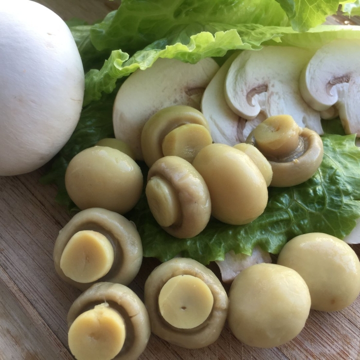 Грибочки маринованные шампиньоны