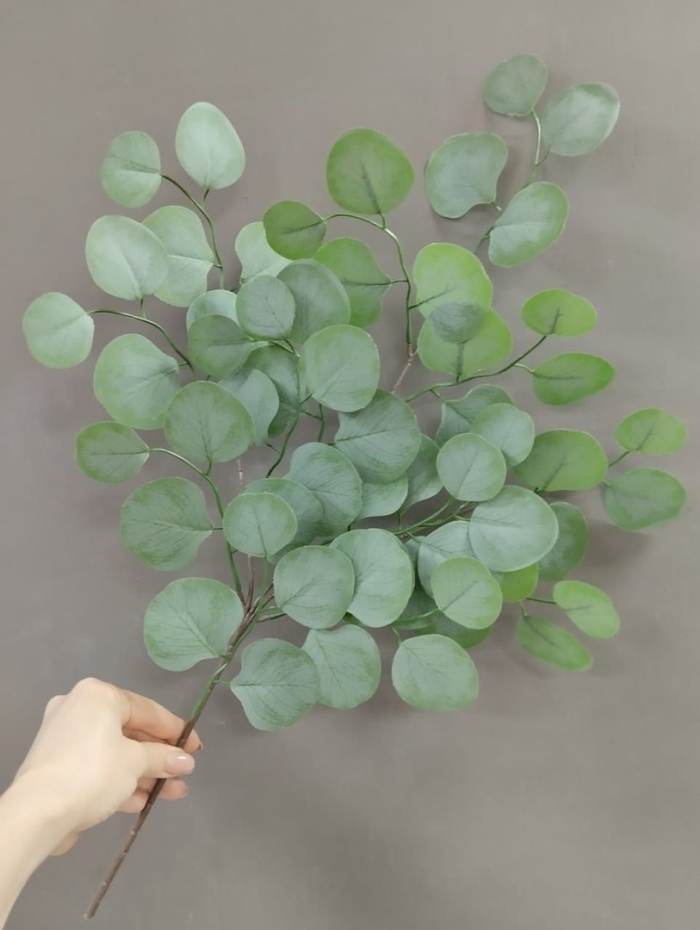 Искусственная ветка эвкалипт