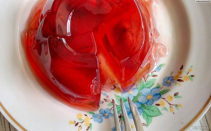 Желе клубника