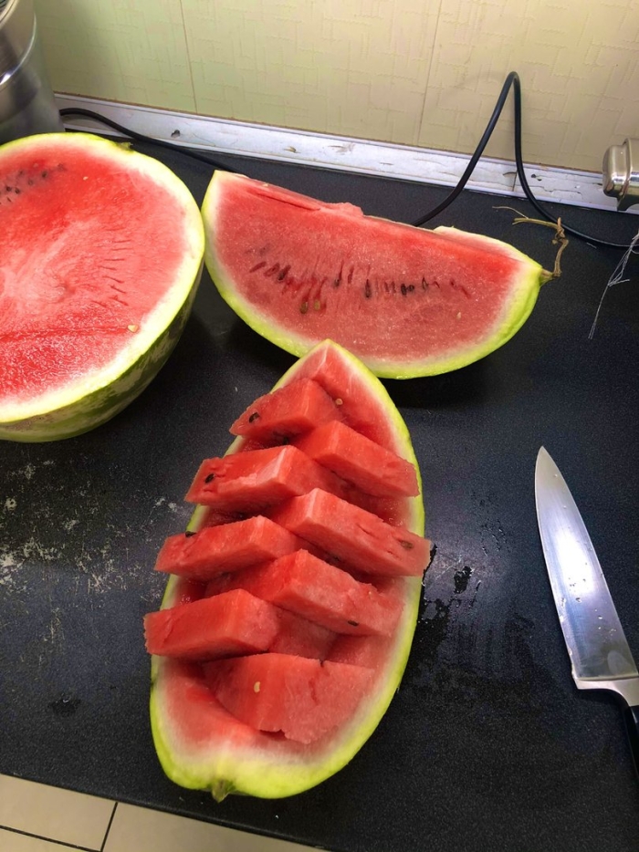 Длинный арбуз