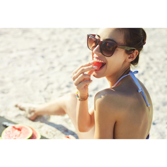 Женщины на пляже