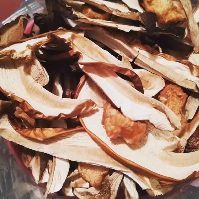 Сушеные белые грибы