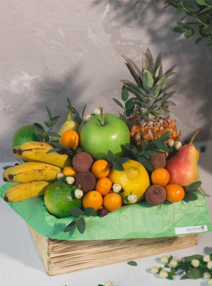 Фруктовая композиция