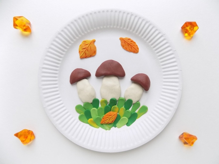 Лепка грибная поляна