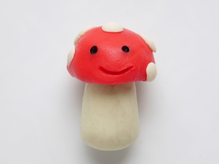 Гриб из воздушного пластилина