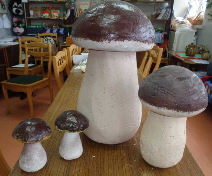 Гриб из пенопласта