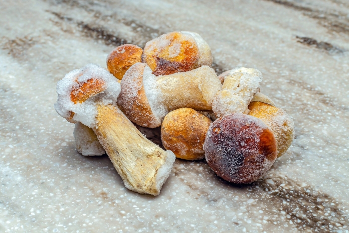 Грибы маслята замороженные