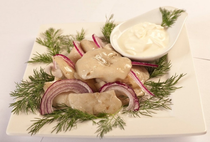 Грузди со сметаной