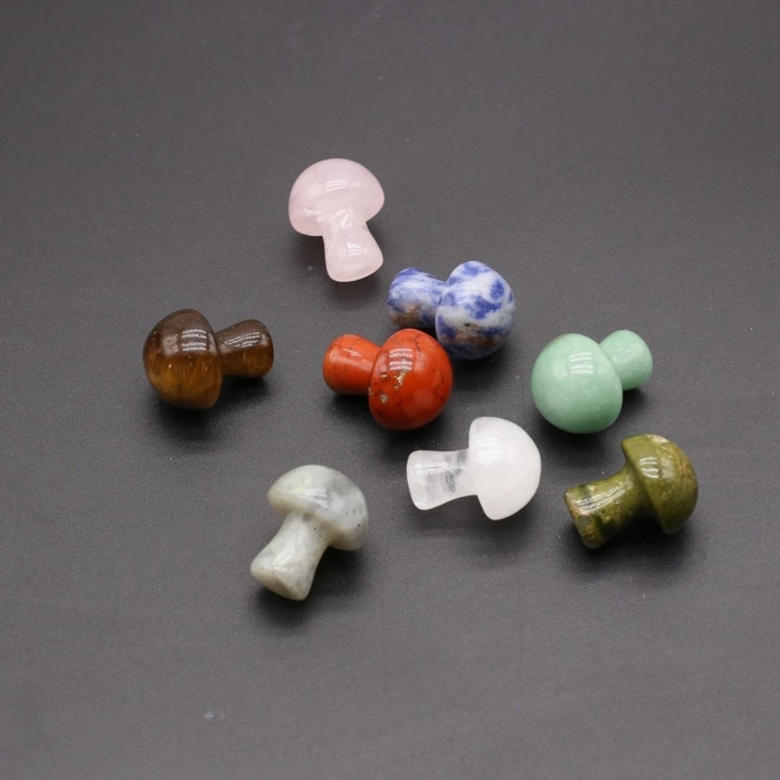 Украшение из натурального камня