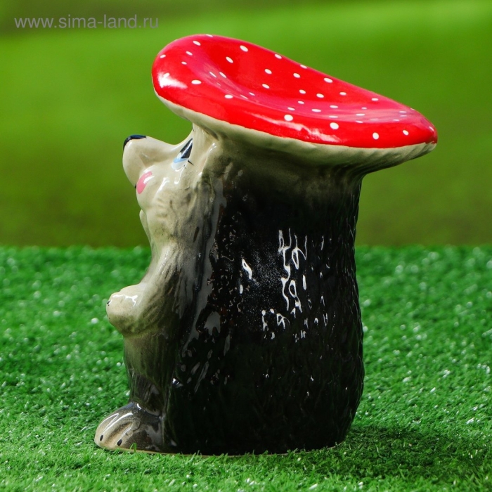 Садовая фигура ёжик с мухомором