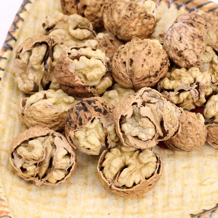 Грецкий орех неочищенный чили