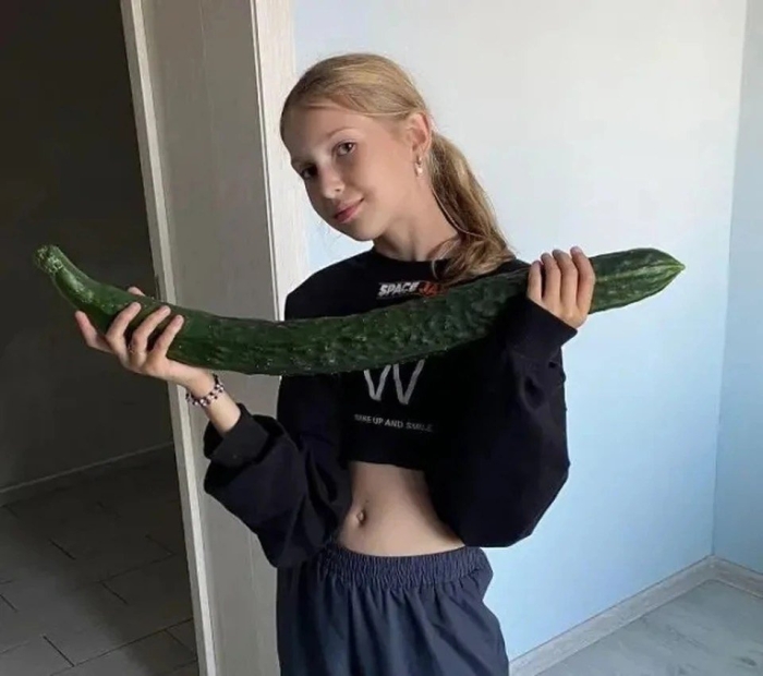 Самый длинный огурец в мире