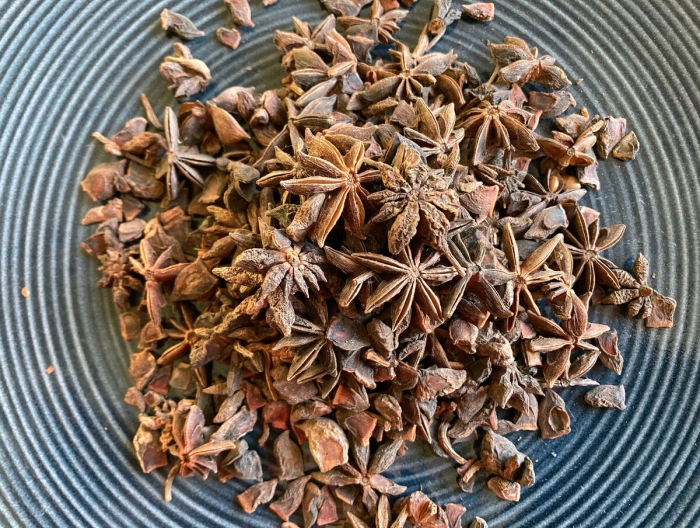 Бадьян анисовый