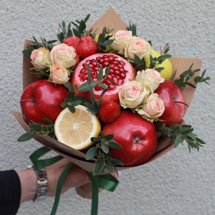 Букет из фруктов
