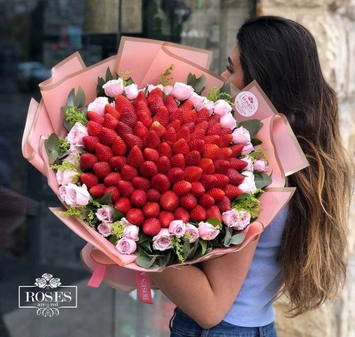 Букет из клубники