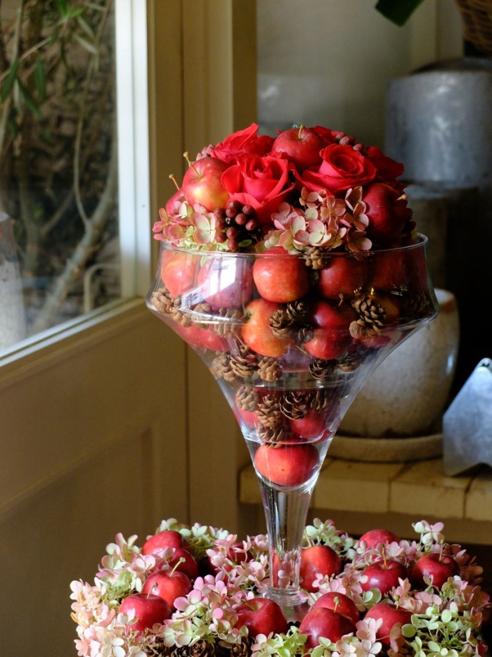 Розы и фрукты