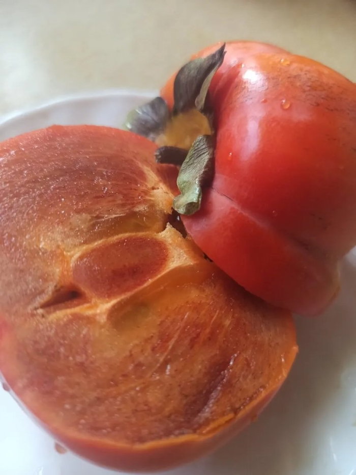 Хурма шоколадная королек