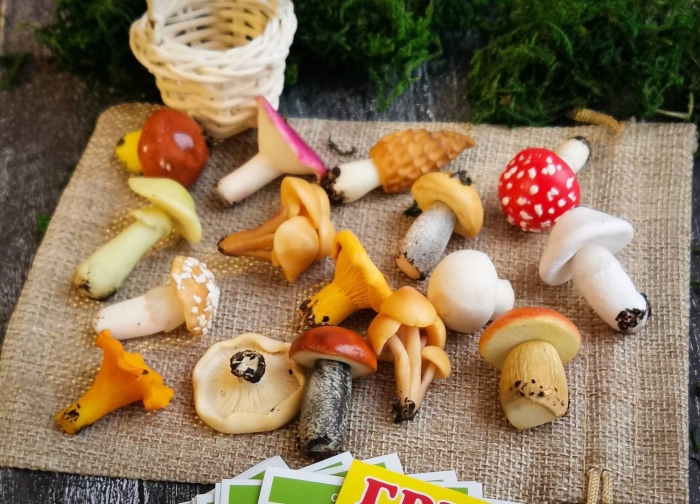 Гриб игрушка