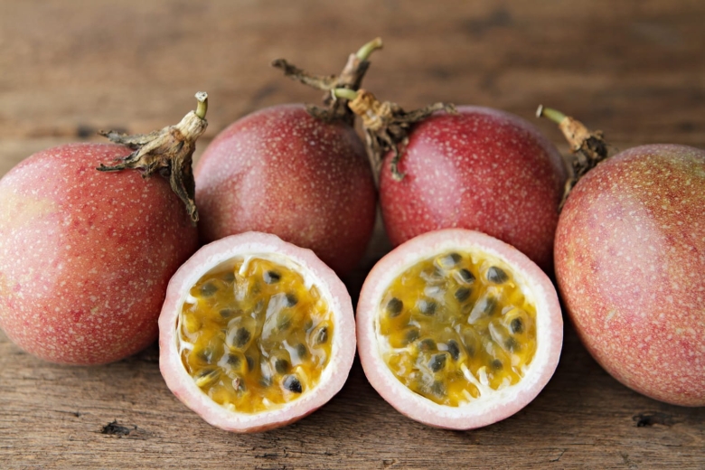 Маракуйя пассифлора фрукт