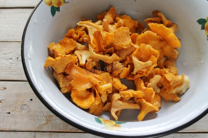 Лисички сковорода