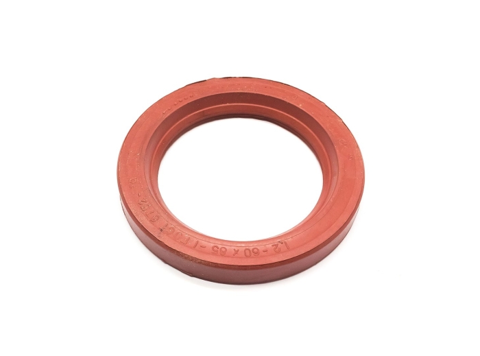 Сальник коленвала 402