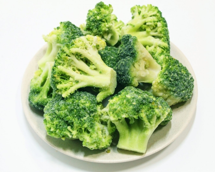 Варёная капуста брокколи
