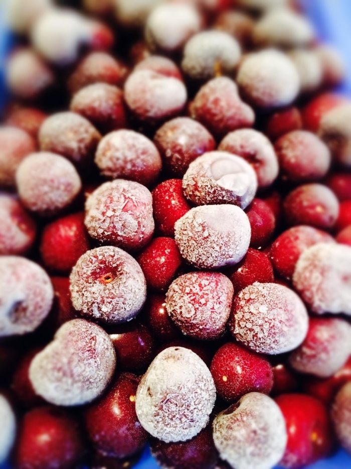 Замороженная вишня