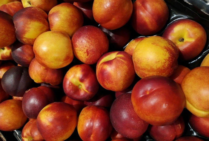 Нектарин старк делишес