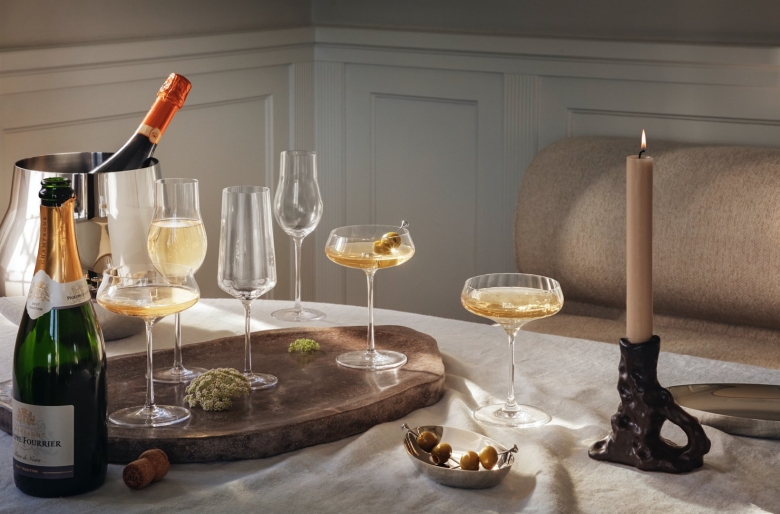 Бокал для вина и шампанского