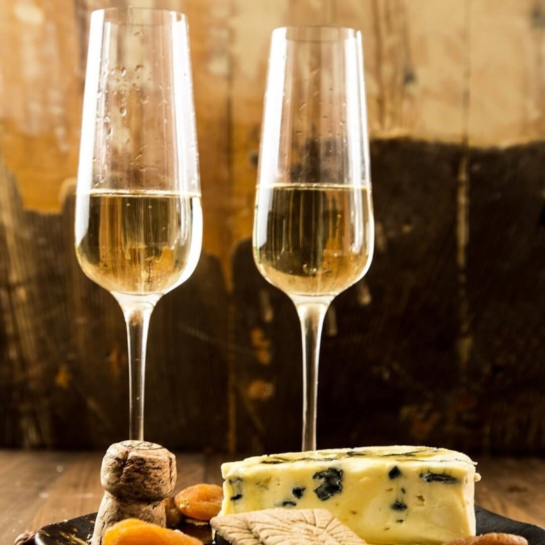 Бокалы для шампанского