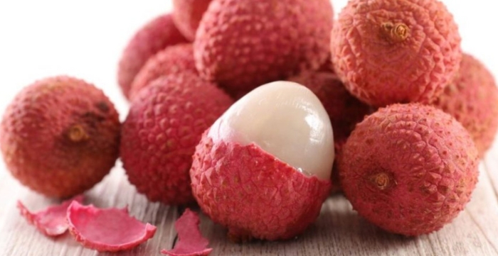Litchi ягода