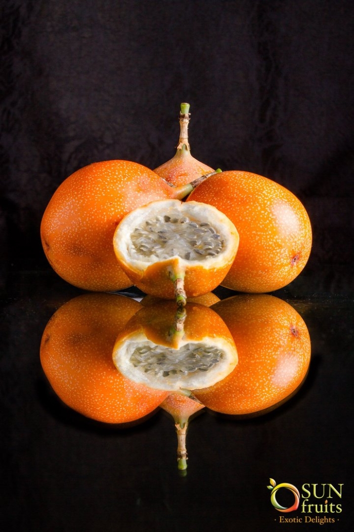 Тропический фрукт гранадилла