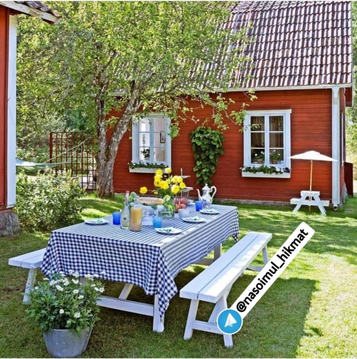 Красивая дача