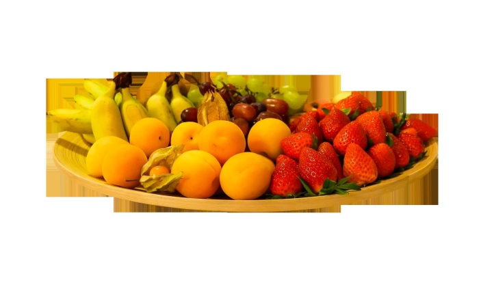 Фрукты на тарелке