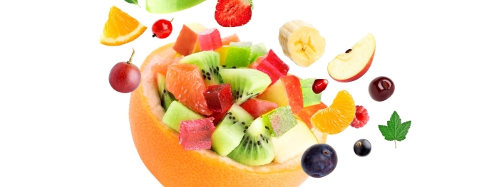 Фрукт на белом фоне