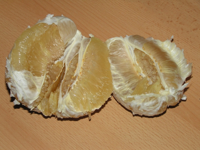 Помело фрукт в разрезе