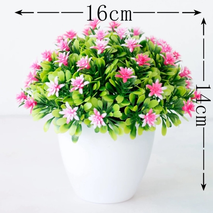 Искусственные цветы в горшках