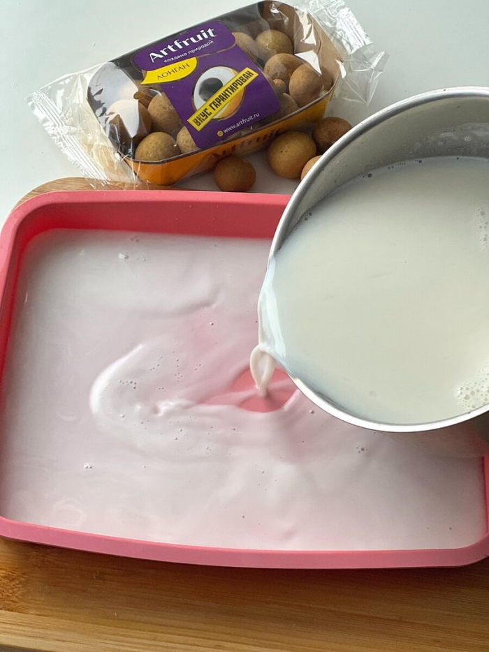 Молочный десерт