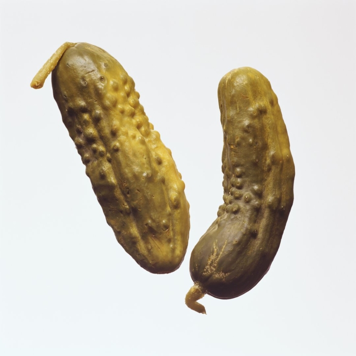 Соленые огурцы