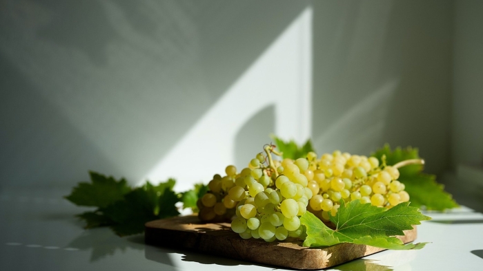 Виноград белый