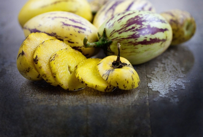 Пипино фрукт