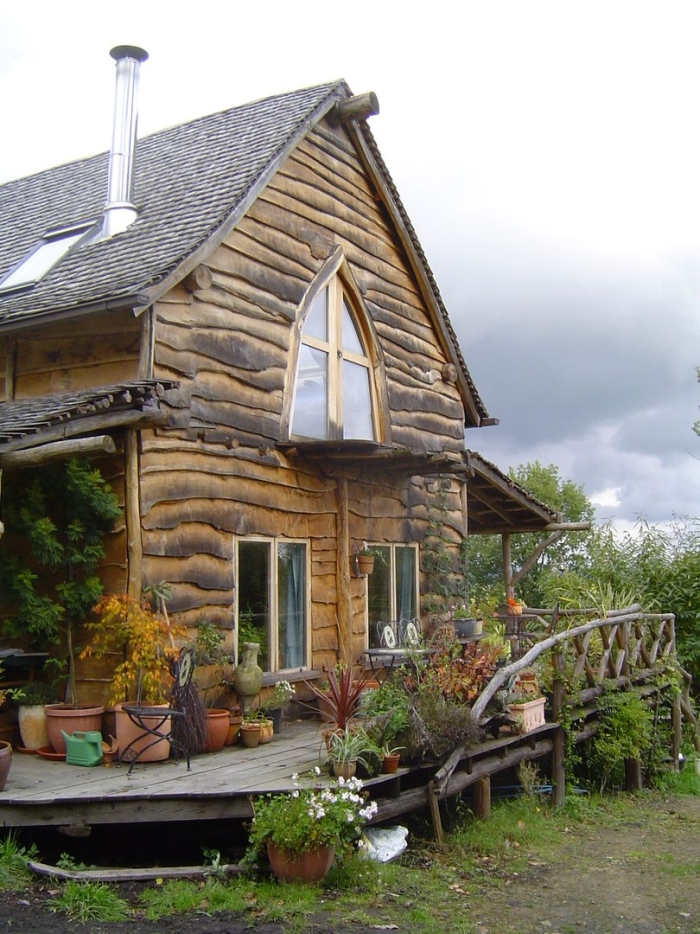 Дом из необрезной доски