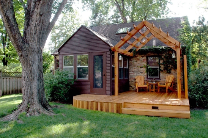 Тини хаус с верандой