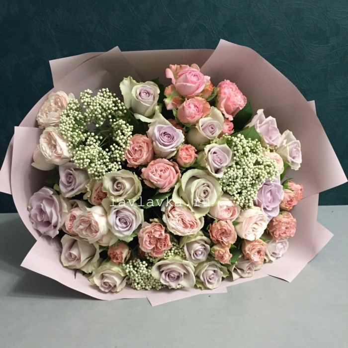 Букет с розами