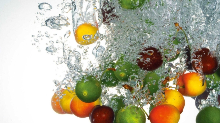 Брызги вода